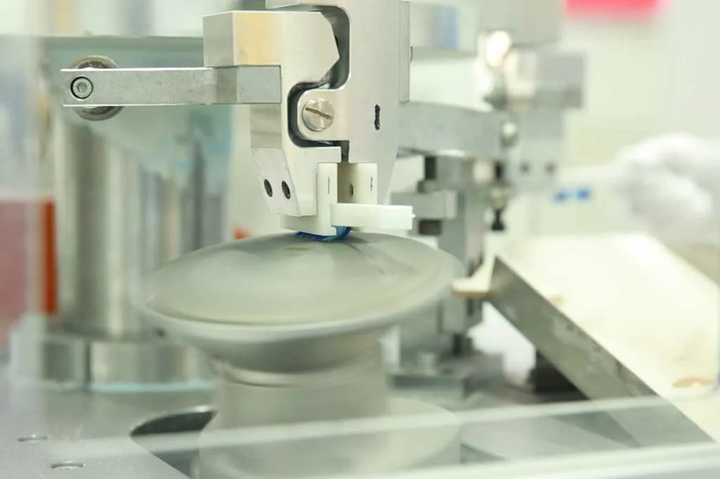 Bristle end rounding in BESTCLEAN toothbrush-head production