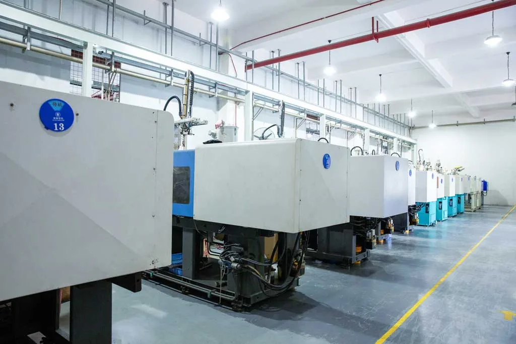 BESTCLEAN in-house injection molding workshop